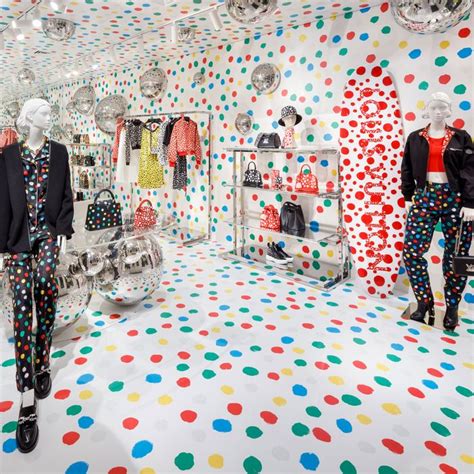 lv dots